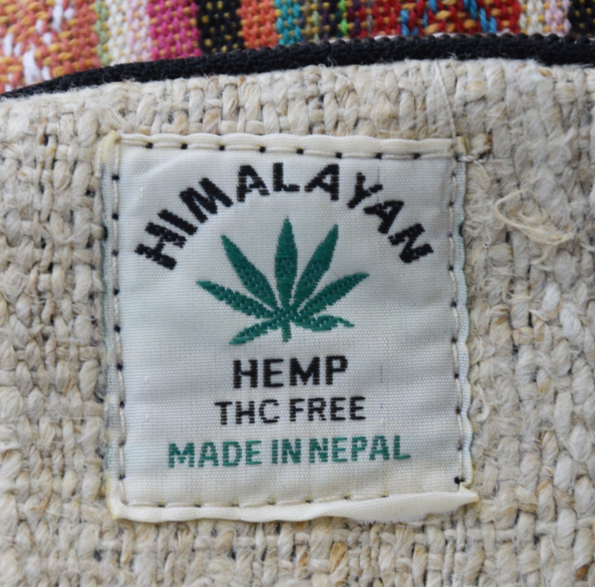 Hippie Ethno Hanf Rucksack handgefertigt in Nepal mit vielen Fächern